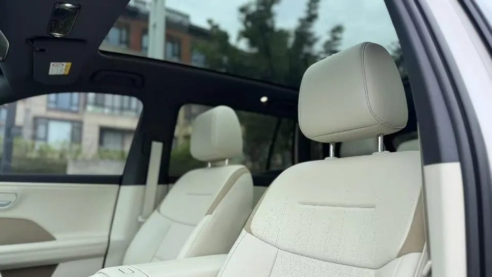 Toyota 2025 Platinum Intelligence 3X 520 Pro Advanced Intelligence Driving Edition Automatic Gear 7