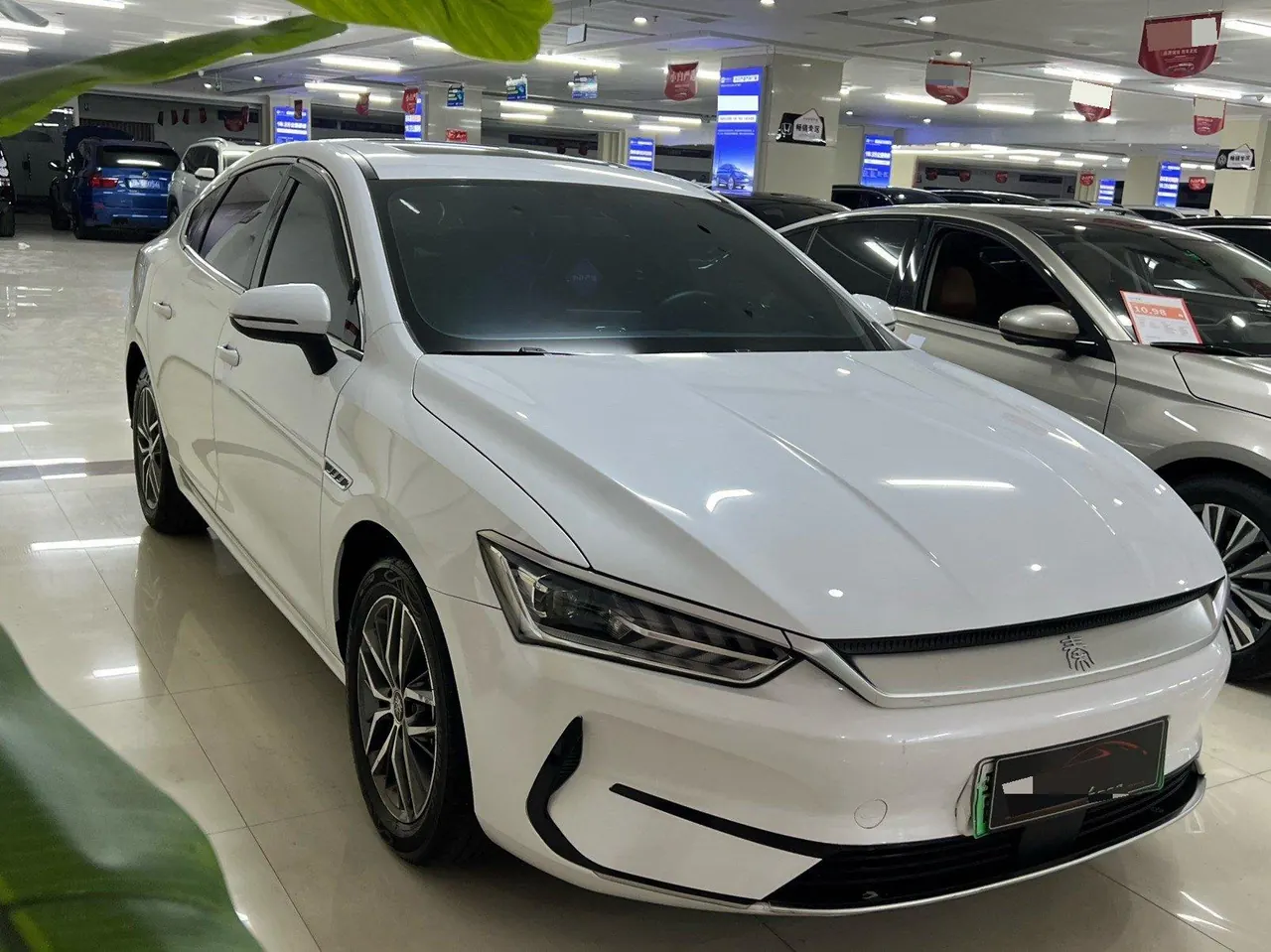 BYD 2021 Qin PLUS EV 400KM Luxury Automatic Gear 3
