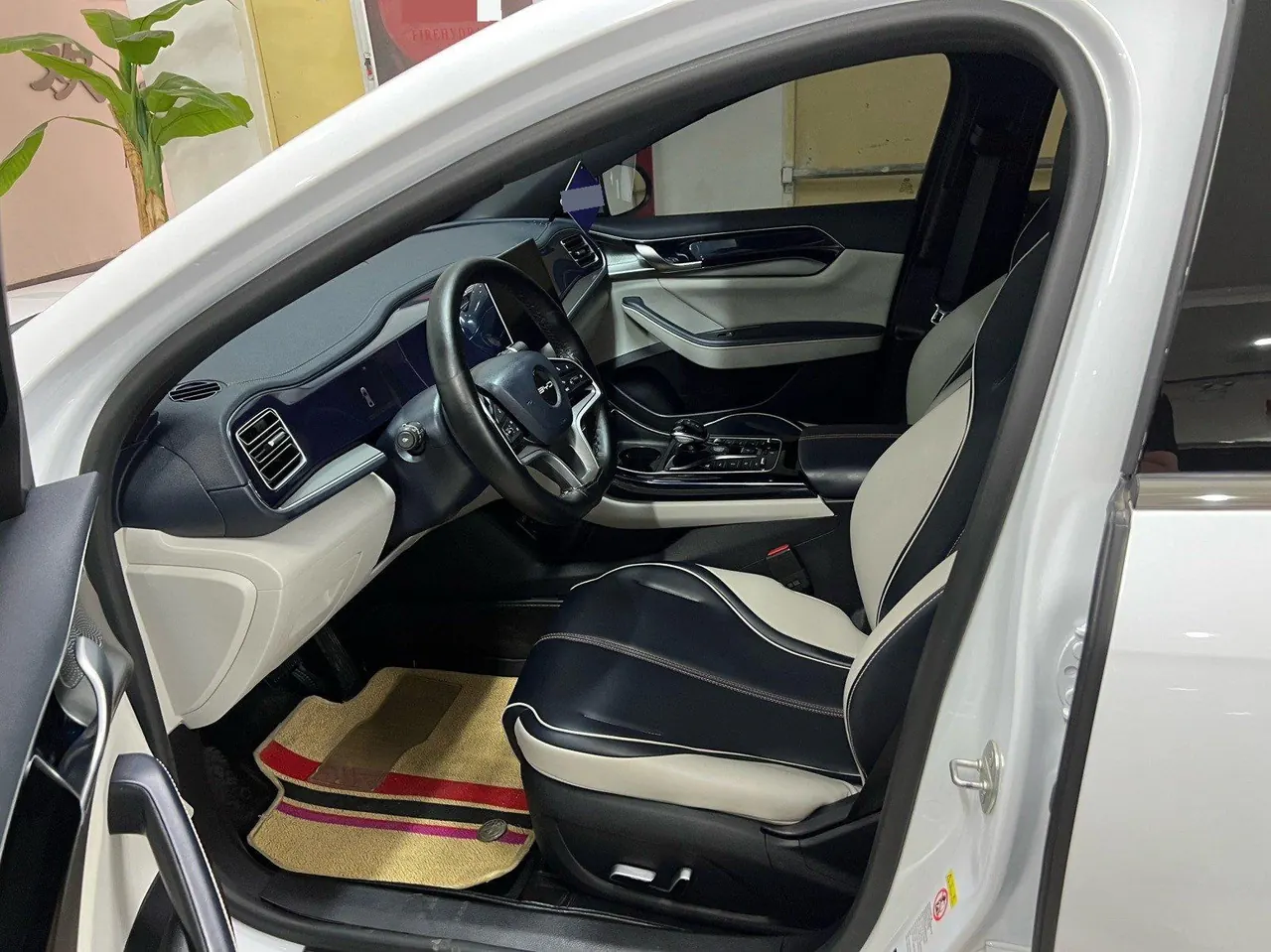 BYD 2021 Qin PLUS EV 400KM Luxury Automatic Gear 4