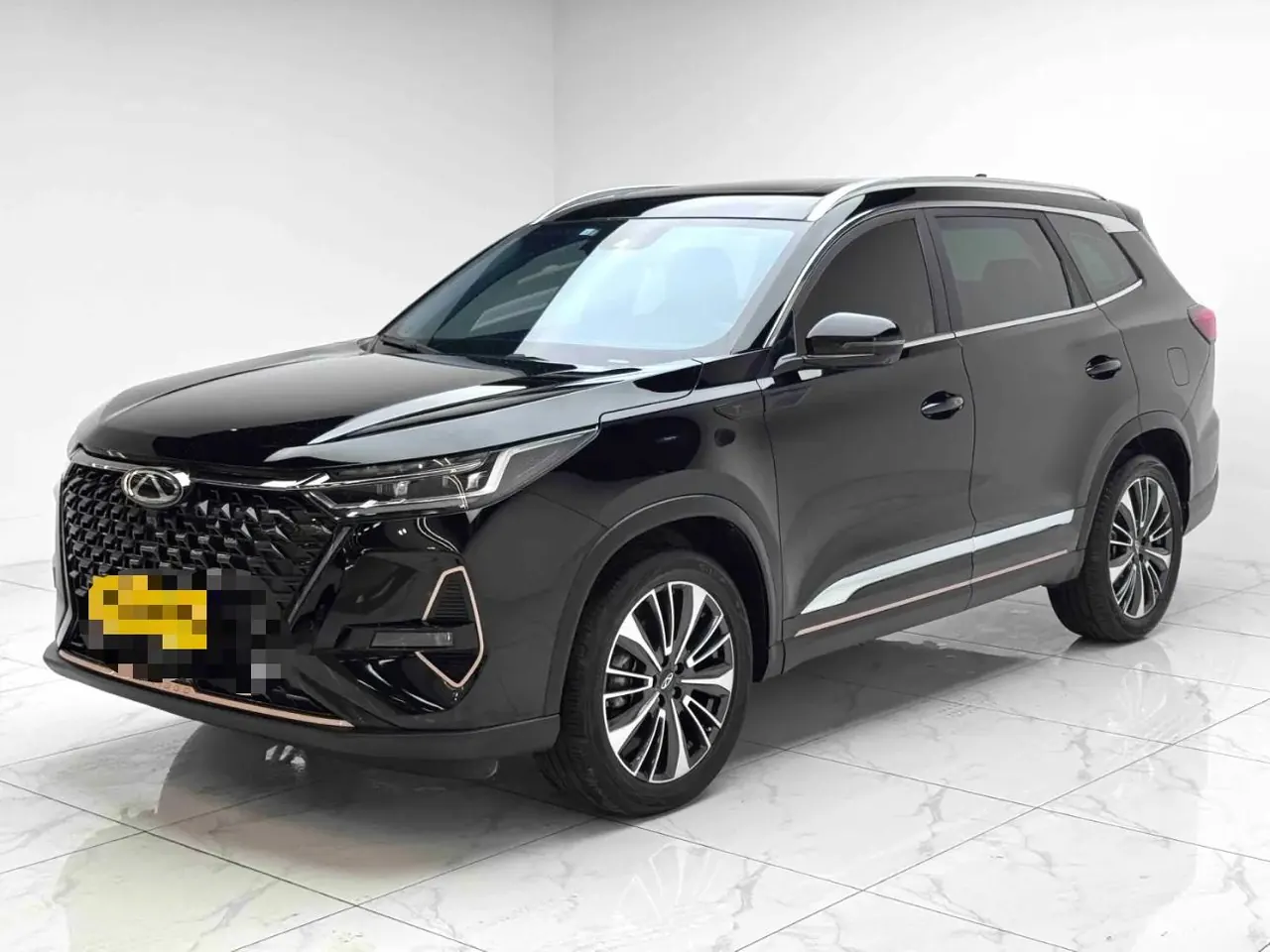 打开图片灯箱:Chery 2024 Ruihu 8 PRO 2.0T 390T Champion Edition Two-wheel Drive Subut Edition 5-seat Automatic Gear