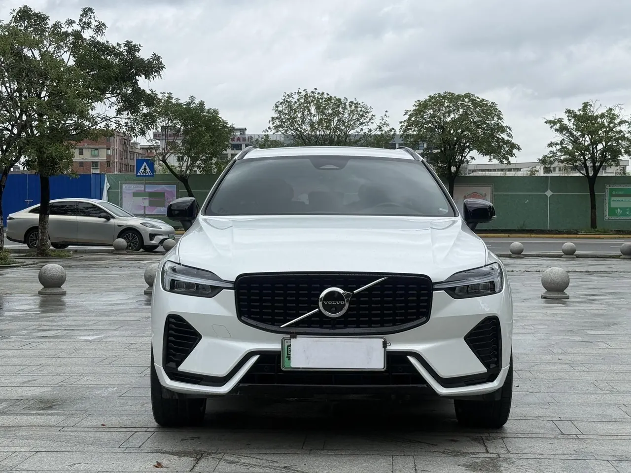 Volvo XC60 New Energy 2022 XC60 PHEV 2.0T T8 Long Endurance Four-wheel Drive Zhiyuan Sports Edition Automatic Gear 2