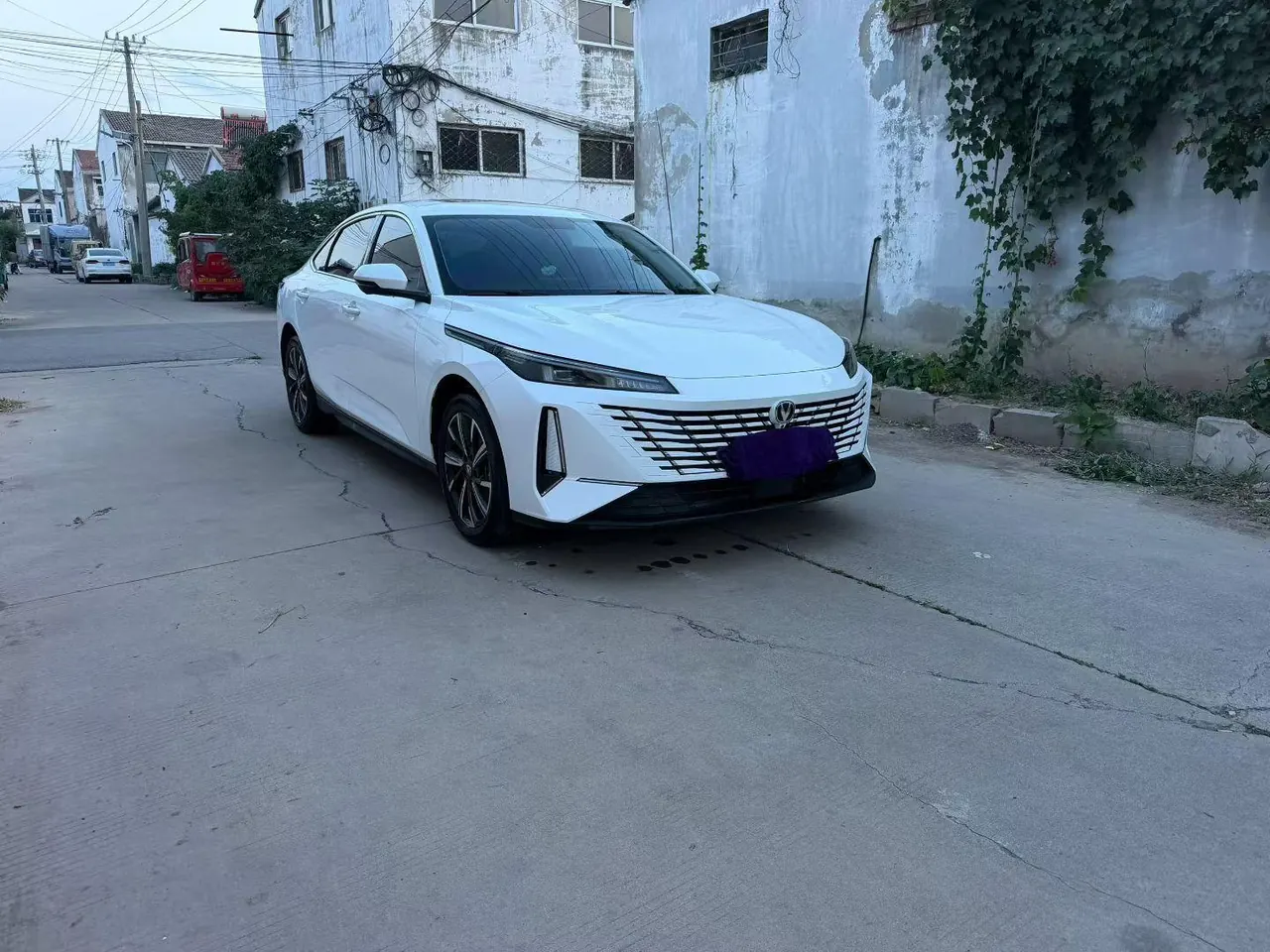 ChangAn 2025 Yidong 1.5T Blue Whale 500Bar Honorable Automatic Gear 3