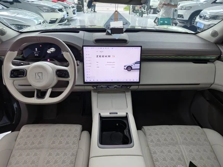 Zeekr 2025 Zeekr 7X 75kWh rear drive smart driving version automatic transmission 5