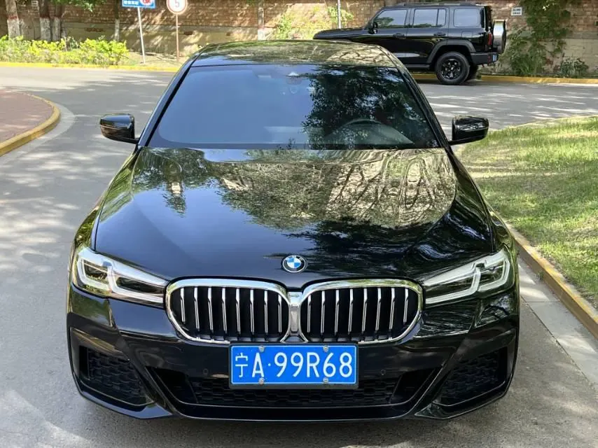 BMW 5 Series 2022 525Li 2.0T M Sports Suit (Change 2) Automatic Gear 2