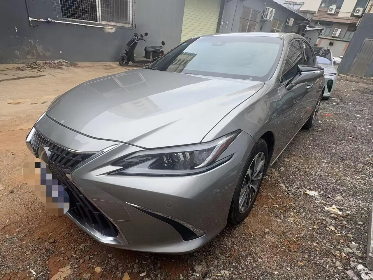 Открыть галерею: Lexus ES (Imported) 2021 ES260 2.5 Excellence Automatic Gear