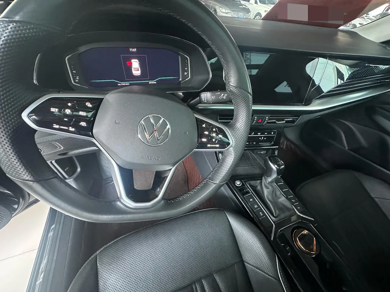 Volkswagen 2022 Passat 2.0TSI 330TSI Deluxe Edition Automatic 5