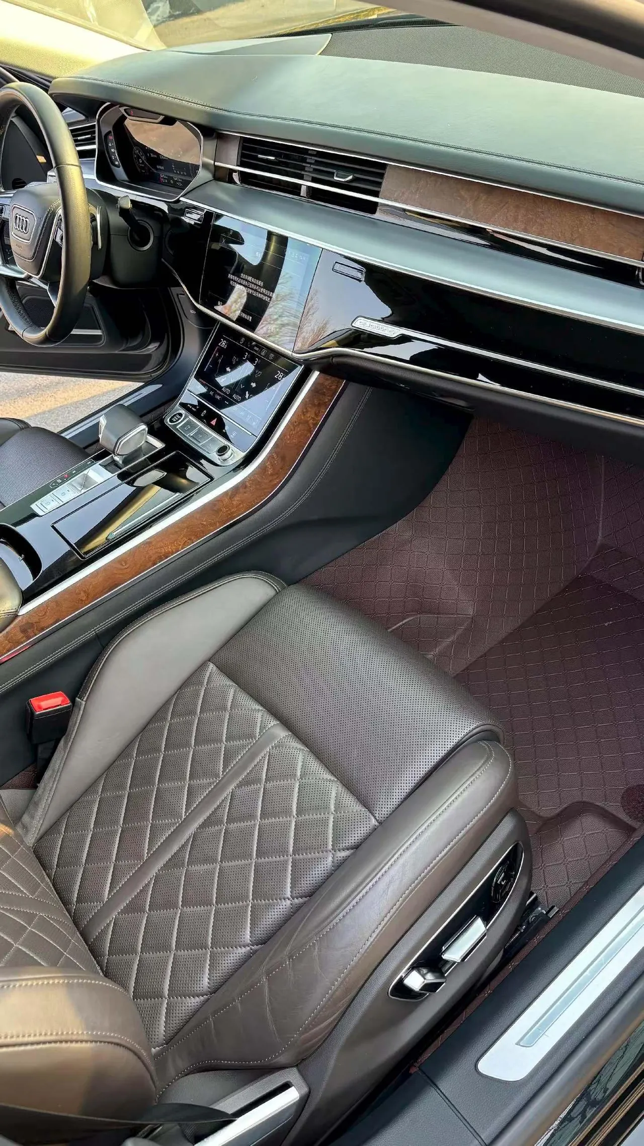 Audi A8L (Imported) 2021 A8L 48V 3.0TFSI 50TFSI Quattro Luxury Automatic Gear 4