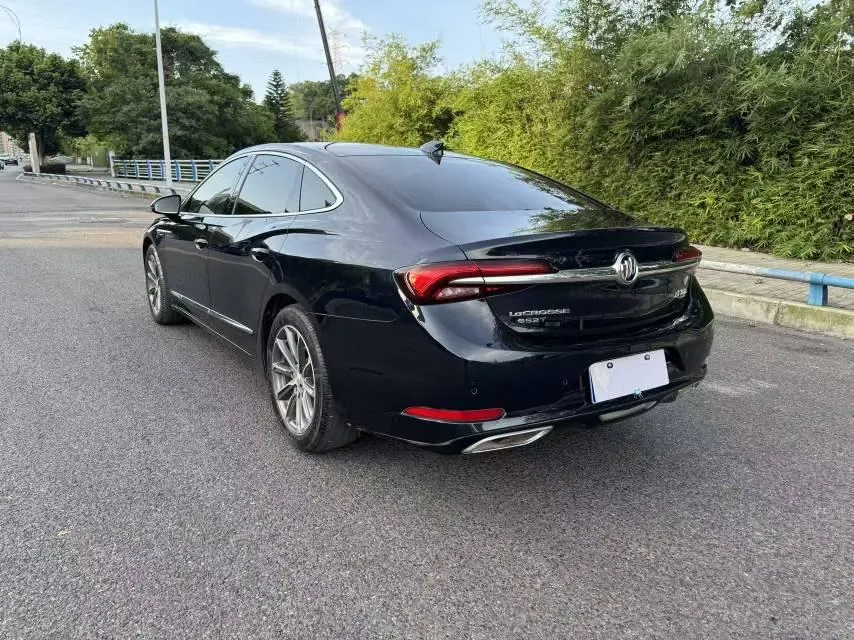 Buick 2021 LaCrosse 2.0T 652T Luxury Automatic 7
