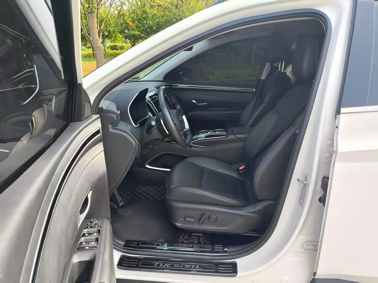 Hyundai 2023 Tousheng L 1.5T LUX Premium Edition Automatic Gear 5