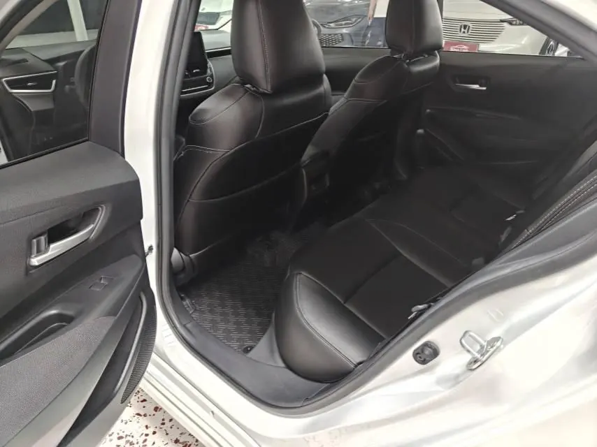 Toyota 2021 corolla 1.2T stepless elite PLUS version of automatic gear 5