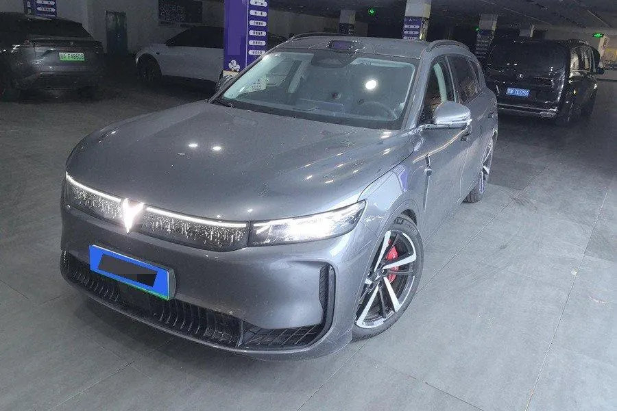 Open image lightbox: Voyah 2025 FREE four-wheel drive dry Kun version of automatic gear