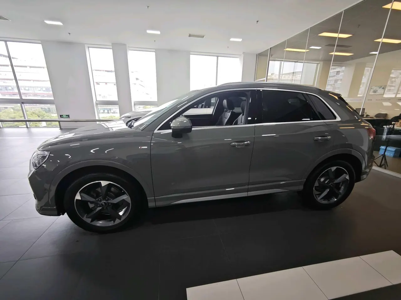 Audi 2024 Q3 1.5TFSI 35TFSI Fashion Dynamic Automatic 3