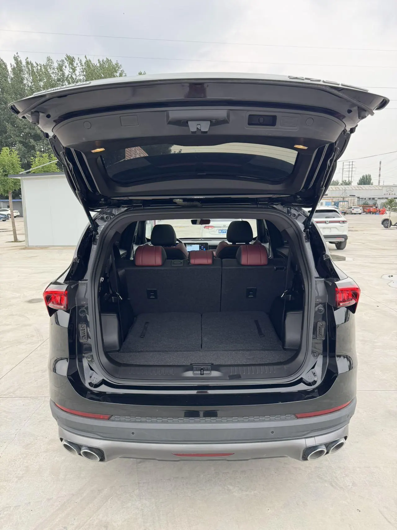 Jetour 2021 X70 PLUS 1.5T Mountain PRO7 Automatic Gear 17
