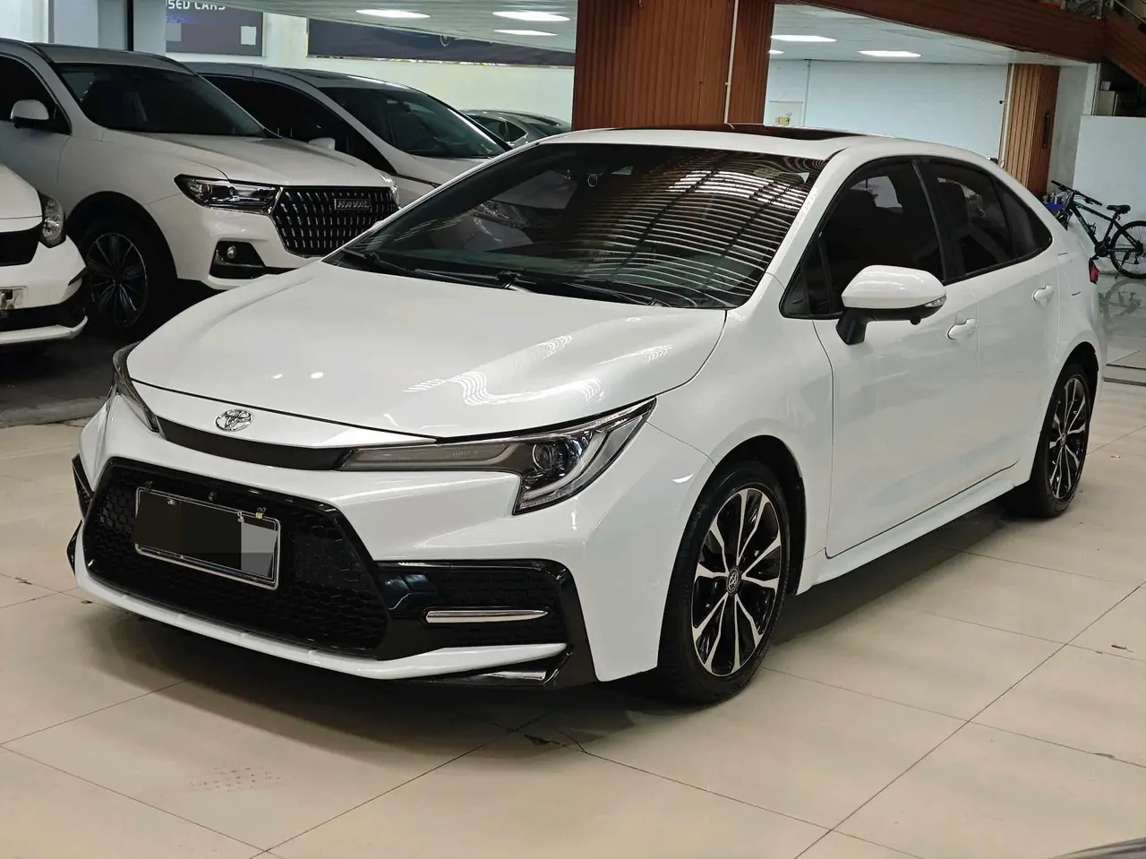 Toyota 2021 Lei Ling 1.2T Stepless 185T Sports Edition Automatic Gear - View 1