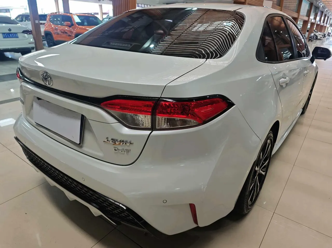 Toyota 2021 Lei Ling 1.2T Stepless 185T Sports Edition Automatic Gear 17