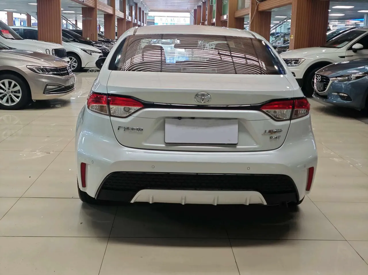Toyota 2021 Lei Ling 1.2T Stepless 185T Sports Edition Automatic Gear 5