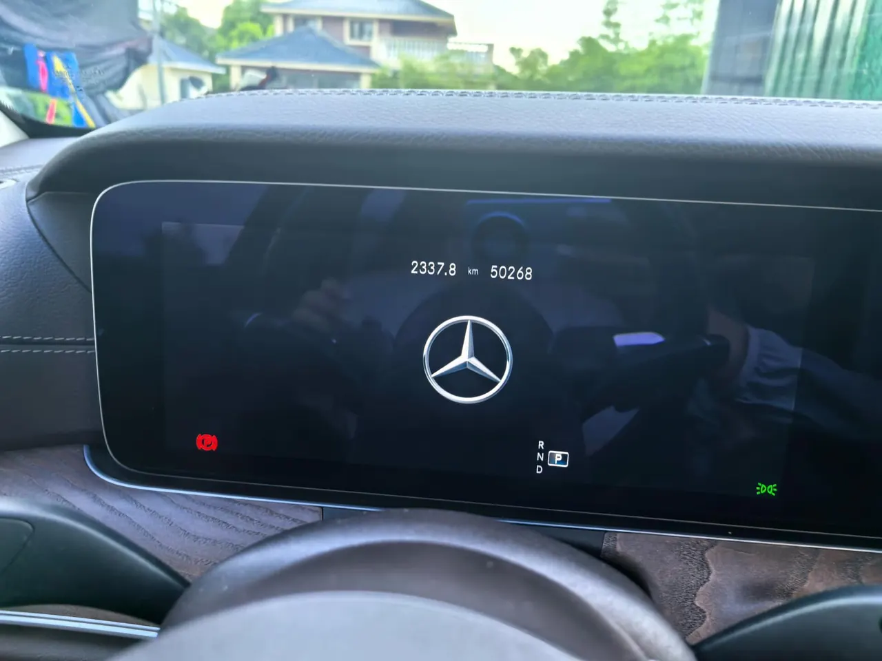 Mercedes Benz E Class 2022 E 260 L 2.0T Automatic 11