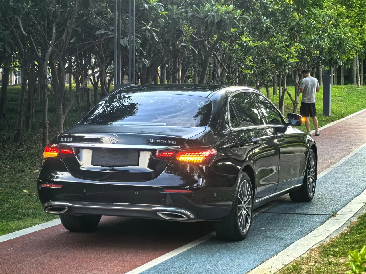 Mercedes Benz E Class 2022 E 260 L 2.0T Automatic 4