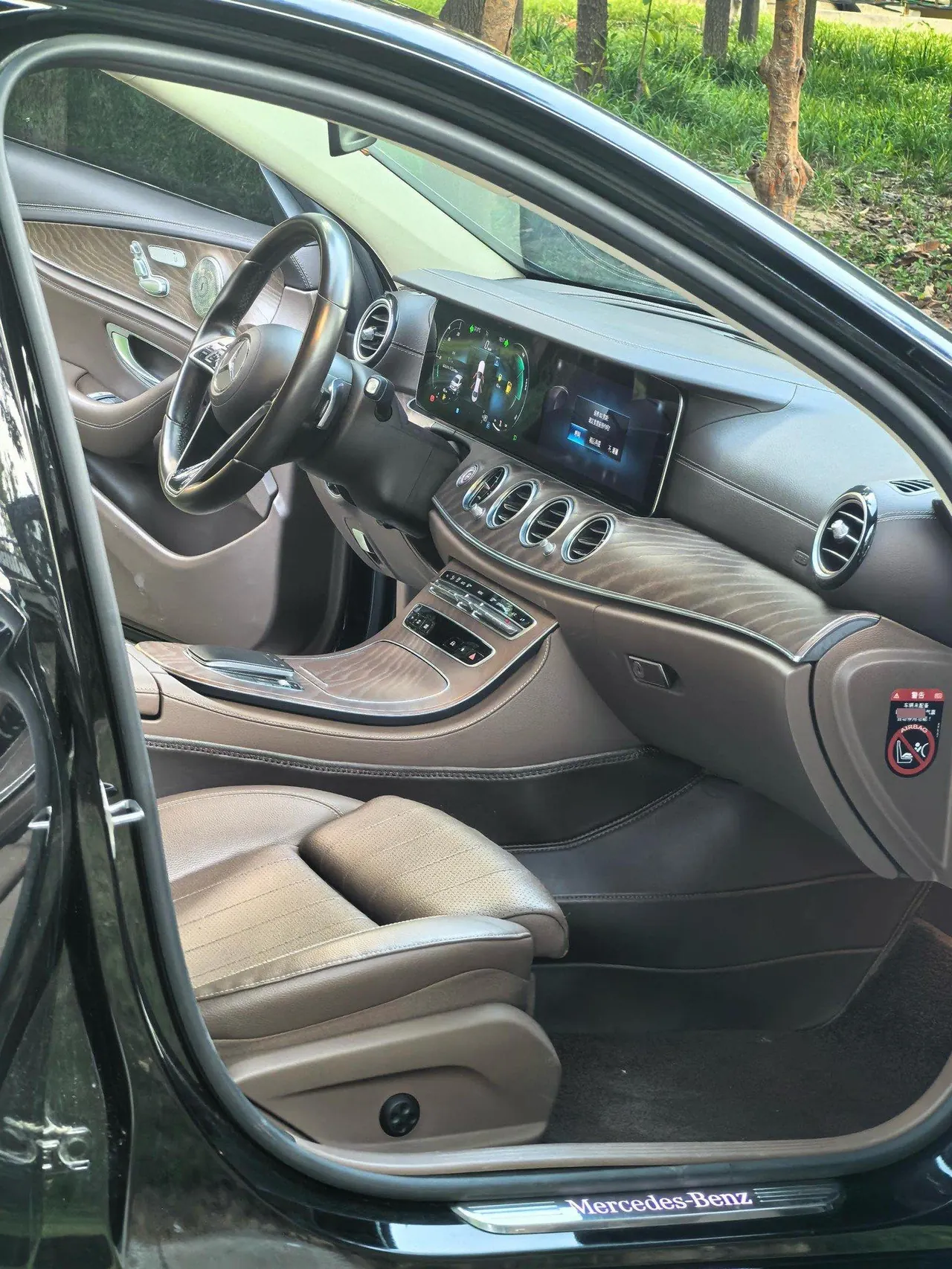 Mercedes Benz E Class 2022 E 260 L 2.0T Automatic 9