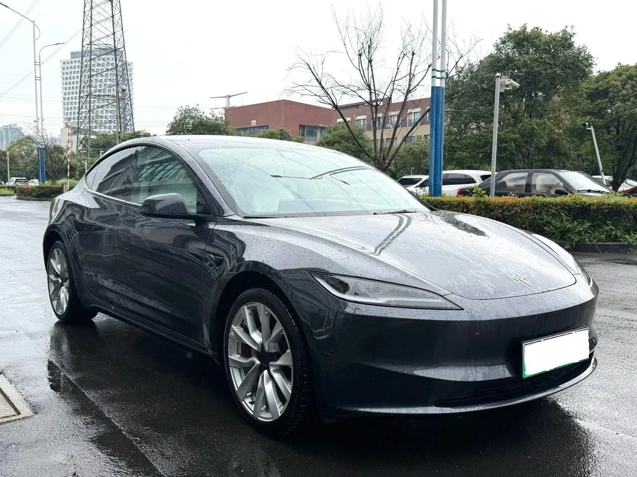 Tesla 2023 Model 3 Rejuvenation Edition Rear Wheel Drive Automatic Transmission 3