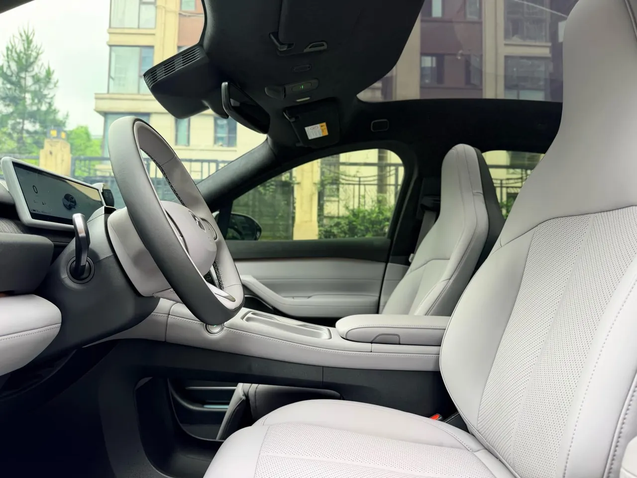 NIO 2023 EC6 75kWh automatic transmission 5