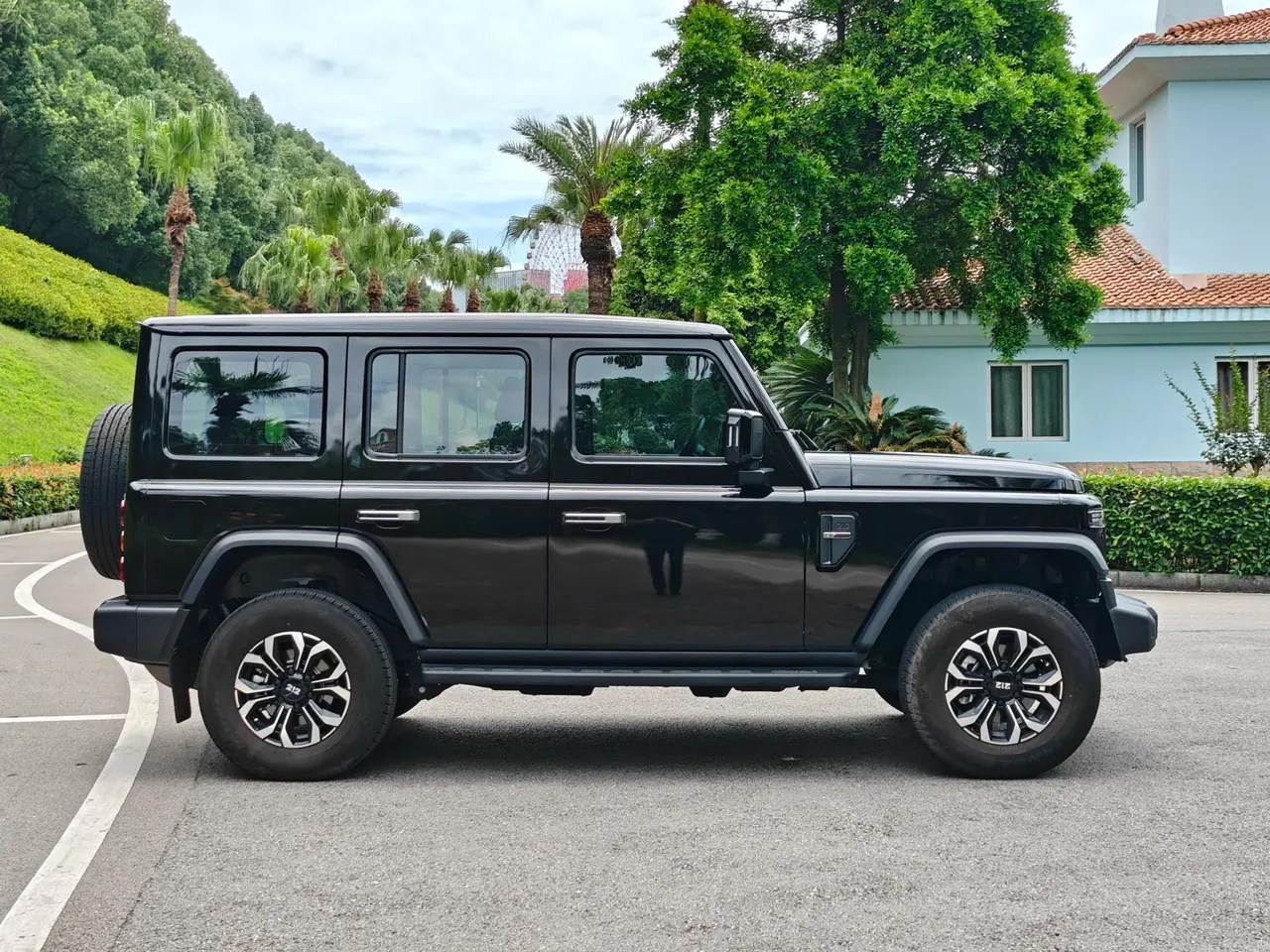 212 2025 T01 2.0T Diesel Edition Automatic Gear 3
