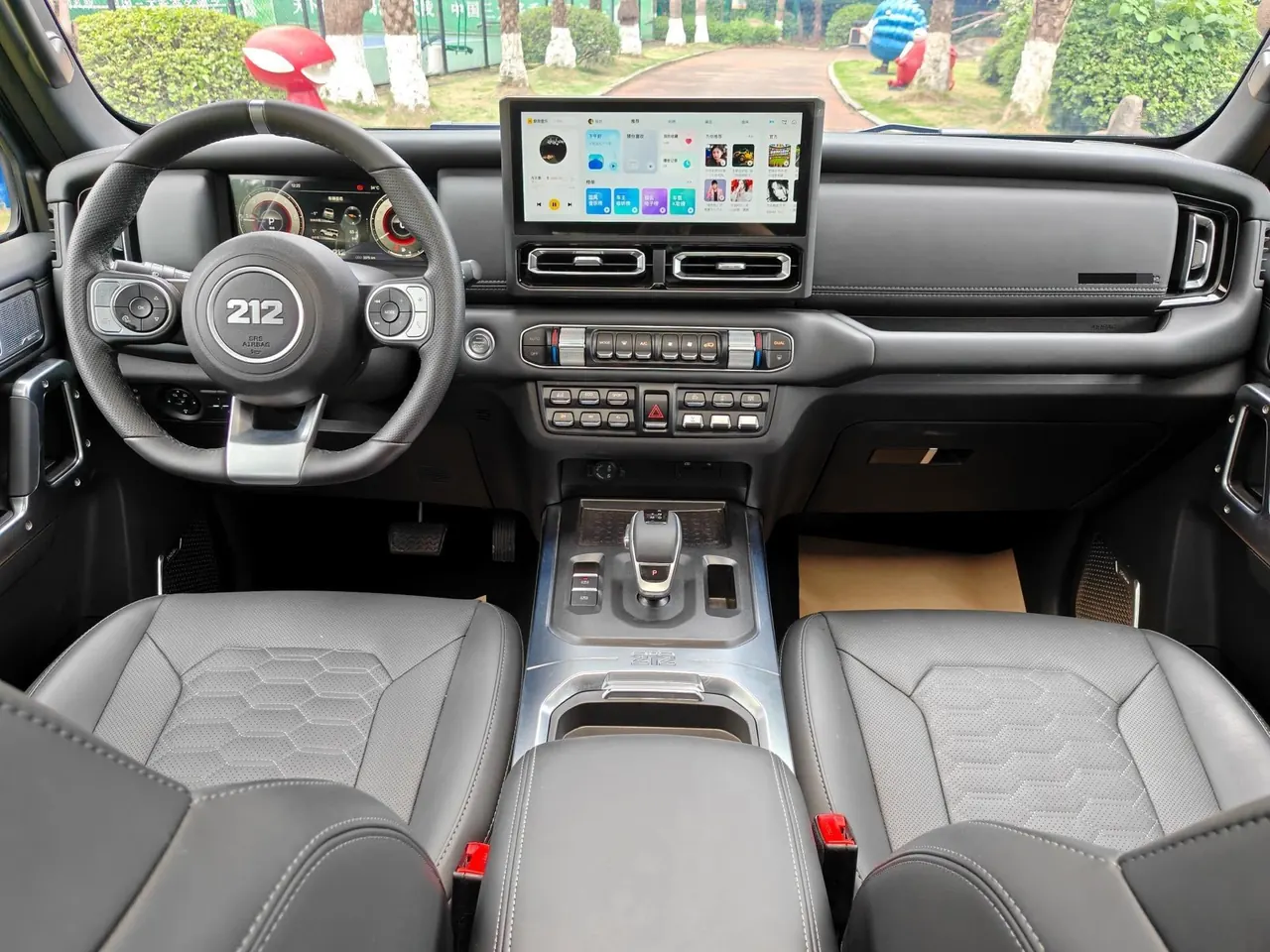 212 2025 T01 2.0T Diesel Edition Automatic Gear 5