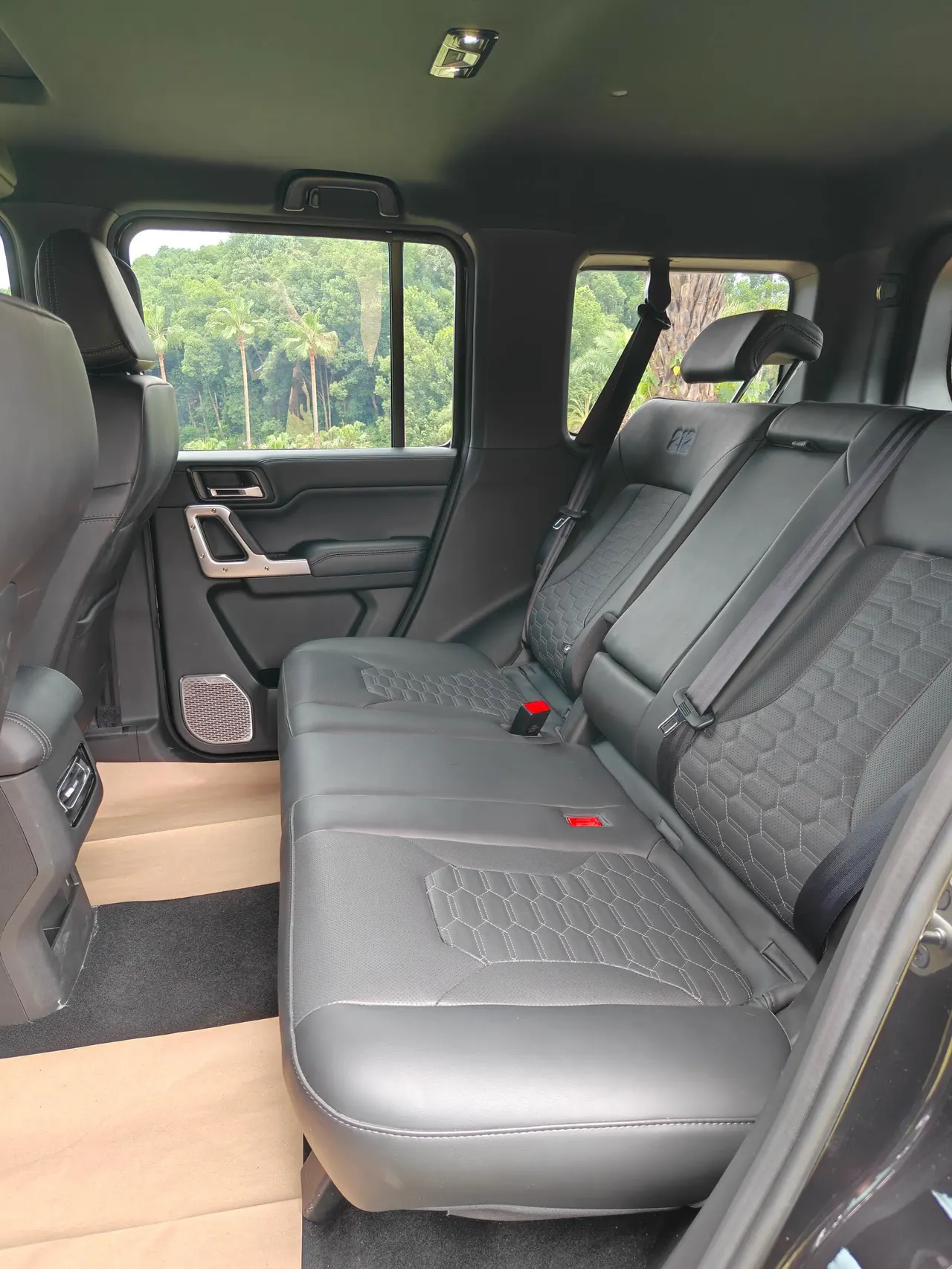 212 2025 T01 2.0T Diesel Edition Automatic Gear 6