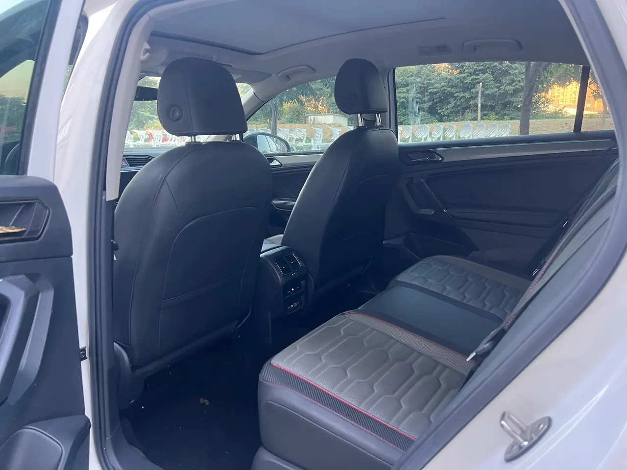 Volkswagen 2021 Tiguan X 2.0TSI 330TSI Two-Drive Respect Ultimate Automatic Gear 5