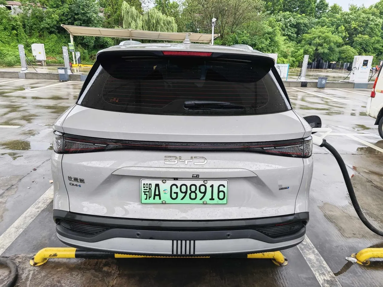 BYD 2025 Sea Lion 05 DM-i 1.5 Stepless 115KM Honorable Automatic 3