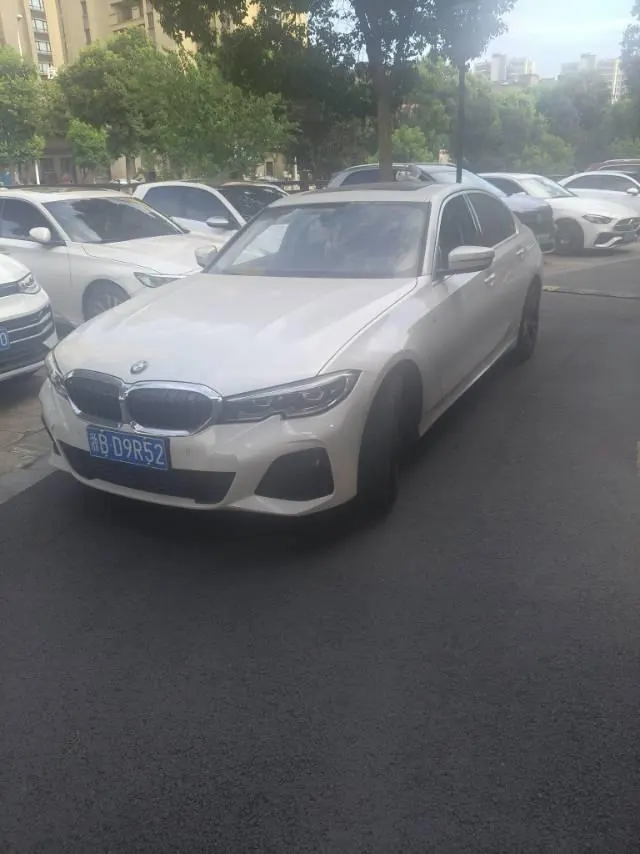 BMW 3 Series 2021 325i 2.0T M Sports Suit (Modified) Automatic Gear - View 1
