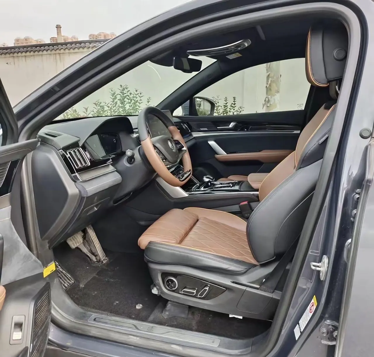 BYD Tang New Energy 2021 Tang DM-i 1.5T Stepless 112KM Honorable Automatic Gear 5
