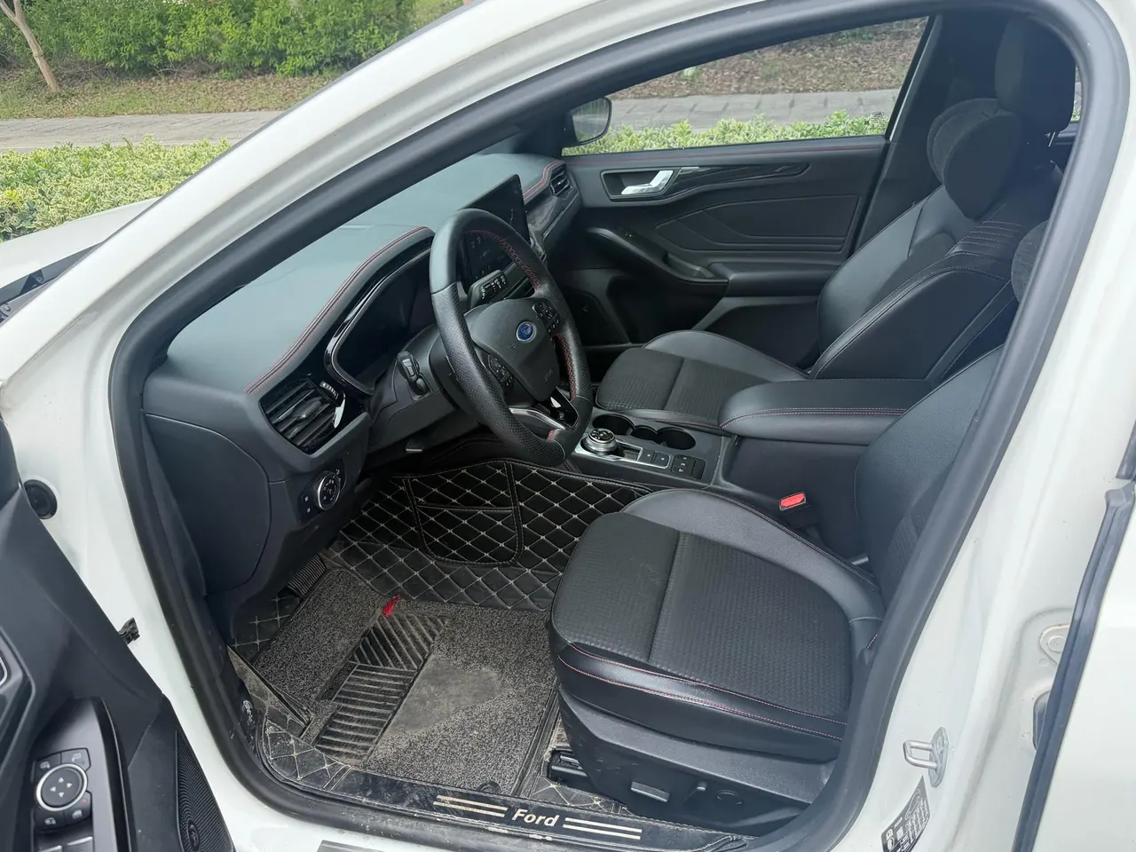 Ford 2021 Fox-hatchback 1.5T EcoBoost 180 ST Line Automatic 2