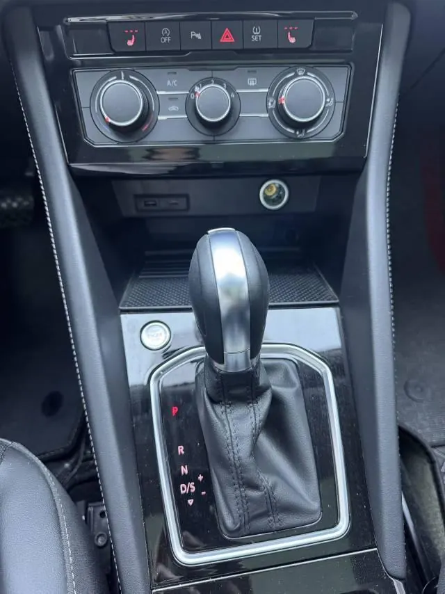 Jetta 2024 Jetta VS7 1.4TSI 280TSI Enjoy Edition Automatic Gear 8