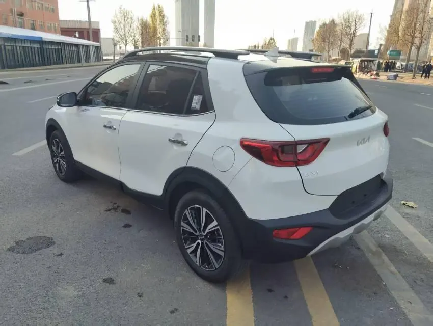 Kia 2021 Yi Run 1.4 Stepless Sunroof Automatic Transmission 6