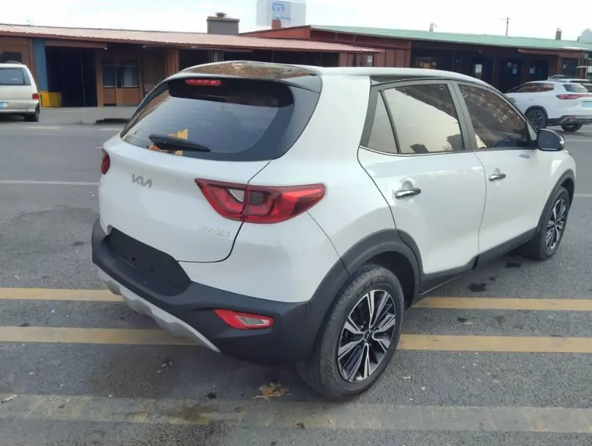 Kia 2021 Yi Run 1.4 Stepless Sunroof Automatic Transmission 7