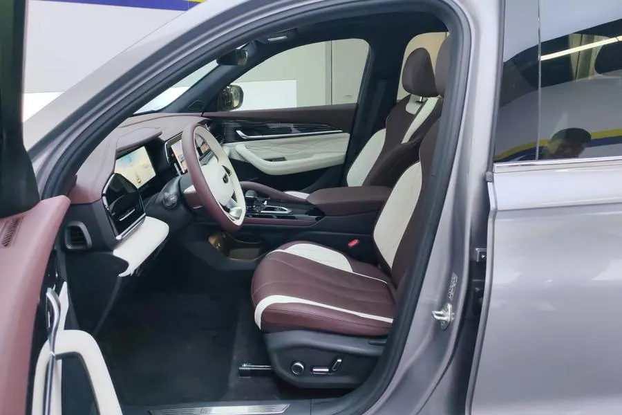 Geely 2021 XingyueL (Monjaro) 2.0TD EVO two-wheel drive distinguished automatic transmission 3