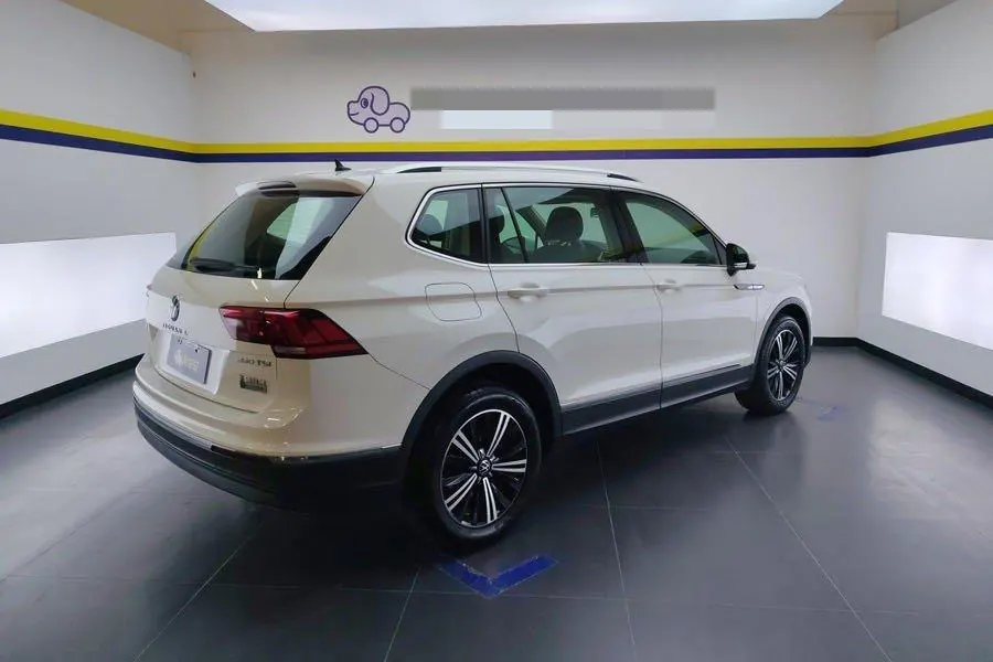 Volkswagen 2021 Tiguan L 2.0TSI 330TSI Two-Drive Smart Edition Automatic Gear 2