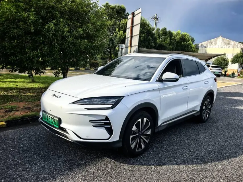 BYD Song PLUS New Energy 2025 Song PLUS EV 520km Honorable Automatic Gear - View 1