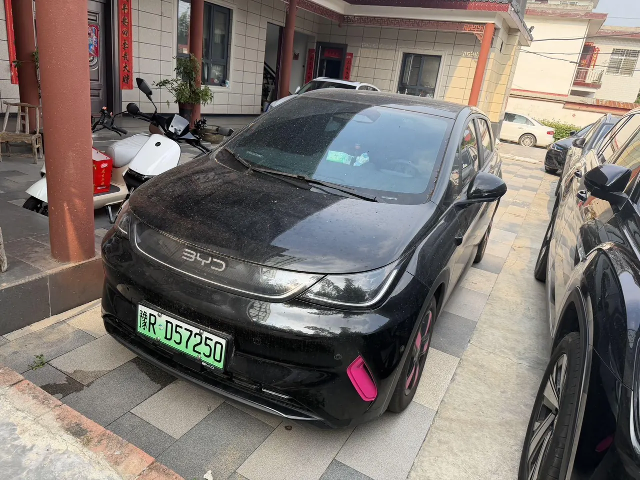 BYD 2025 Dolphin Smart Driving 410km Fashion Automatic Gear - View 1