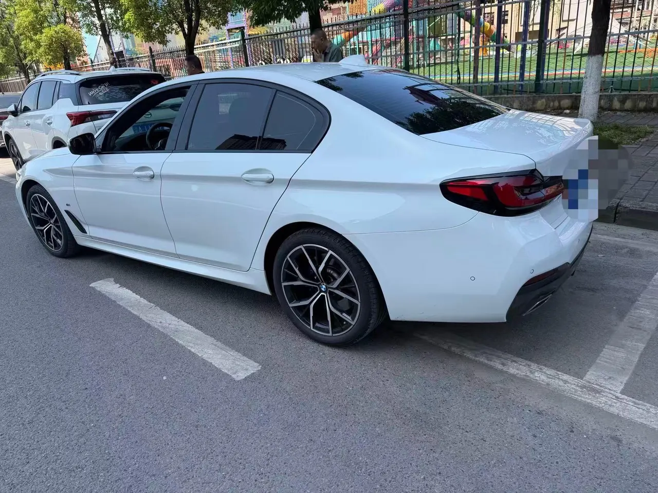 BMW 5 Series (Imported) 2022 530i 2.0T M Sports Suit (Modified 2) Automatic Gear 3