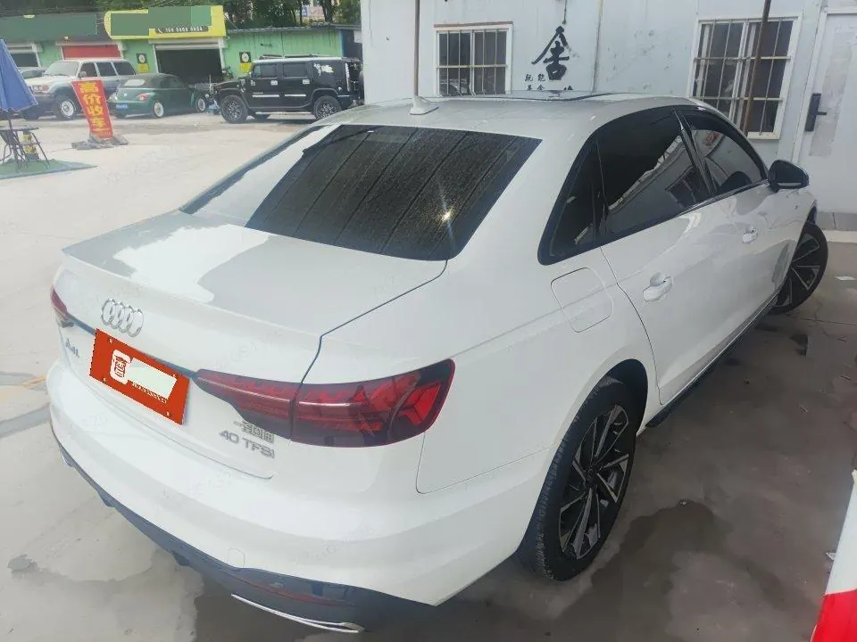 Audi 2023 A4L 2.0TFSI 40TFSI Deluxe Dynamic Automatic 2