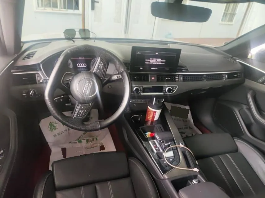 Audi 2023 A4L 2.0TFSI 40TFSI Deluxe Dynamic Automatic 3
