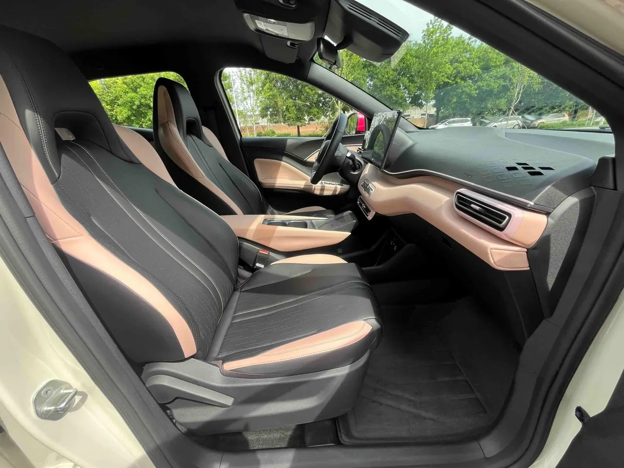 BYD 2025 Seagull Smart Driving Edition 305km Free Edition Automatic Gear 10
