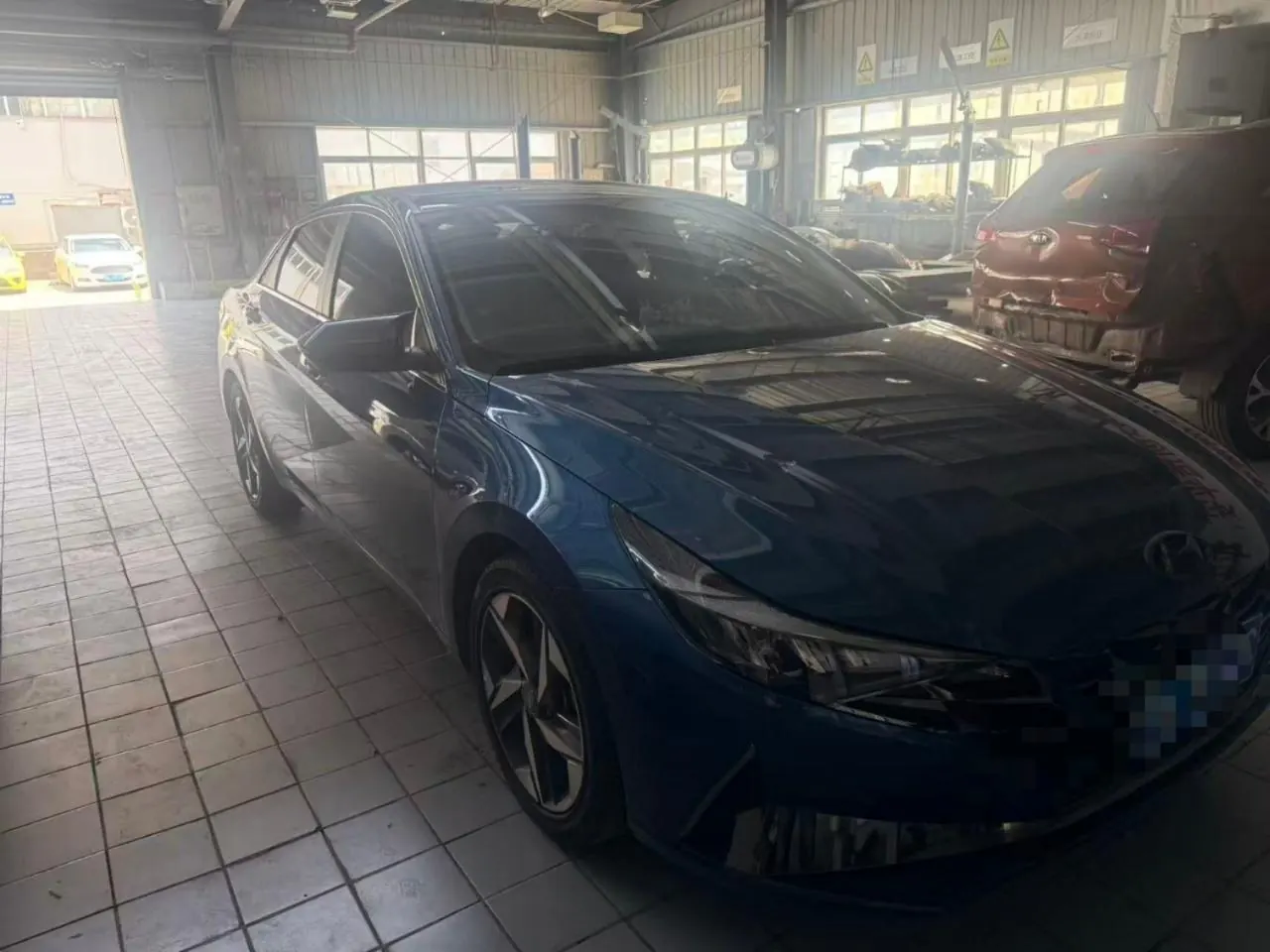 Hyundai 2021 Elantra -3-compartment 1.5 stepless LUX premium automatic gear 2