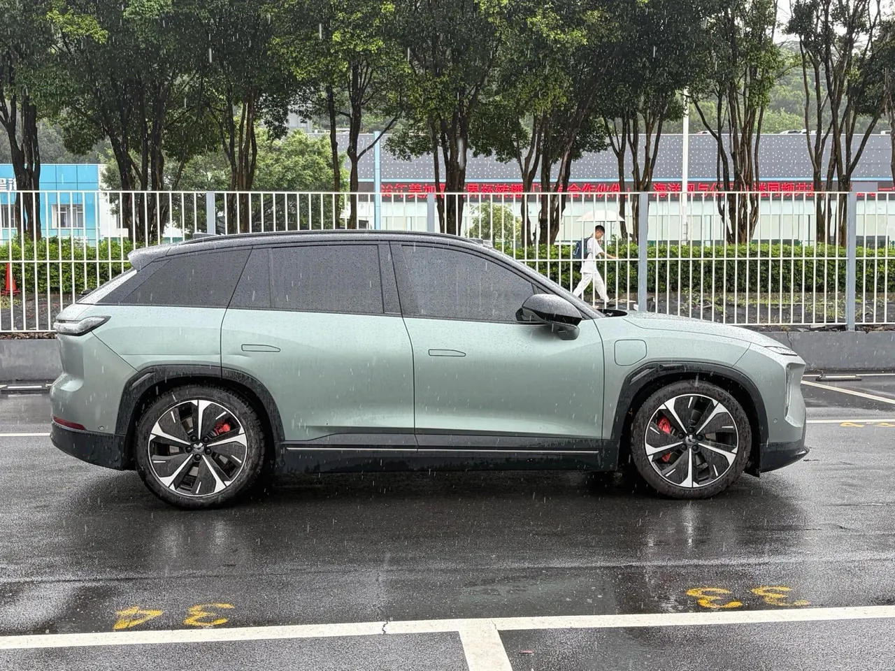 NIO 2022 ES7 75kWh automatic 4