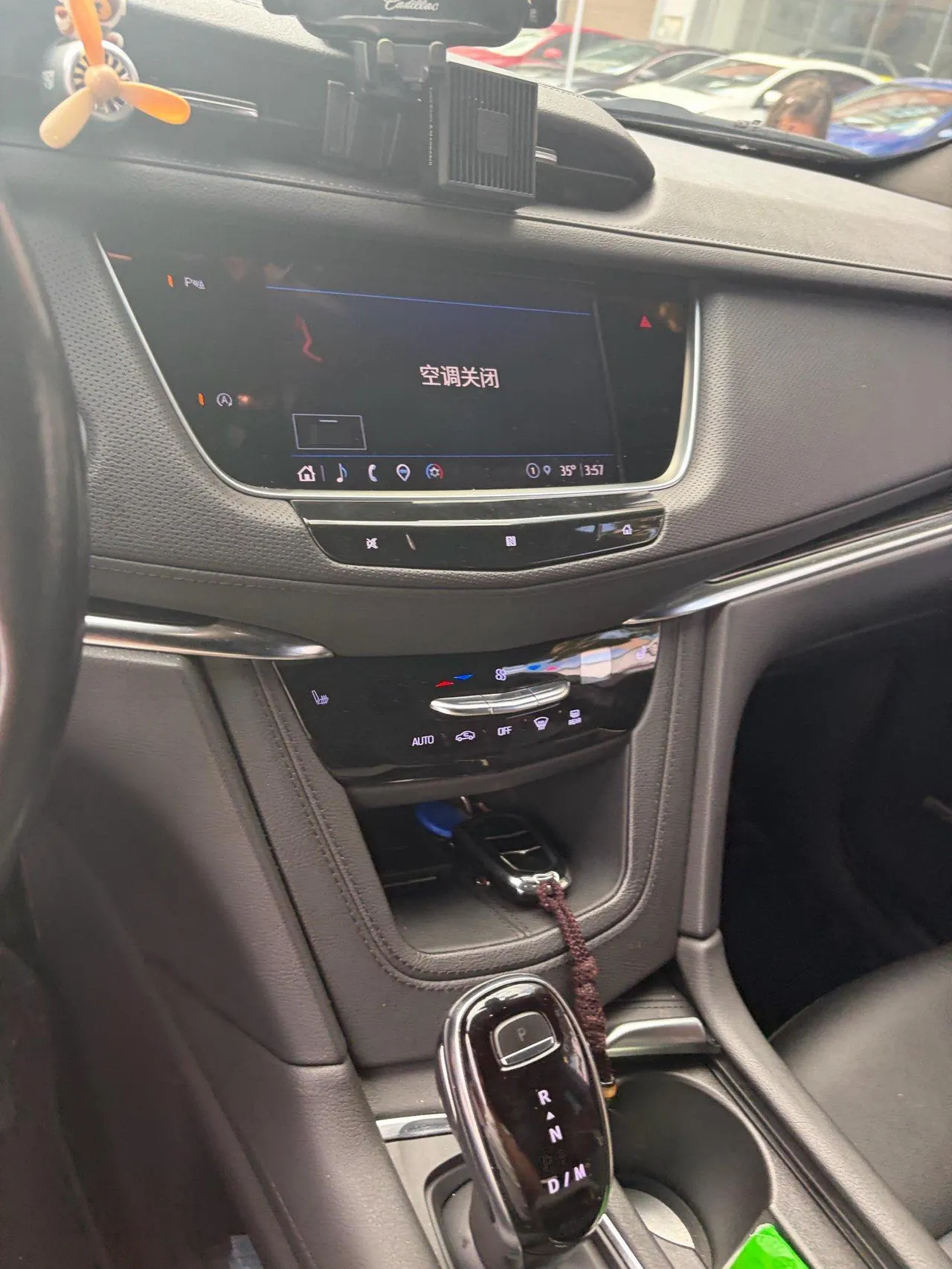 Cadillac 2021 XT5 2.0T 28T 4-wheel drive luxury automatic gear 7