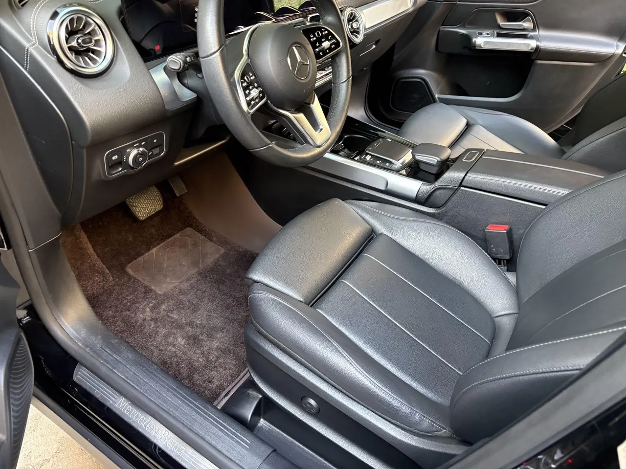 Mercedes Benz 2022 GLB 200 1.3T Dynamic (Modified) Automatic Gear 4