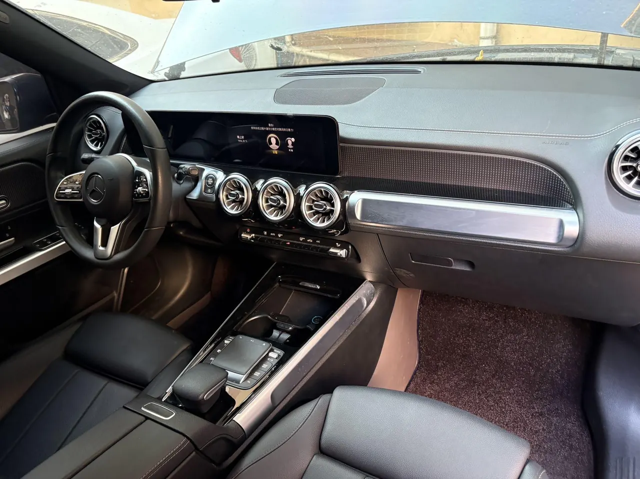 Mercedes Benz 2022 GLB 200 1.3T Dynamic (Modified) Automatic Gear 6
