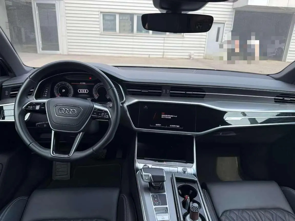 Audi 2025 A6L 2.0TFSI 45TFSI Selected Dynamic (Modified) Automatic Gear 3